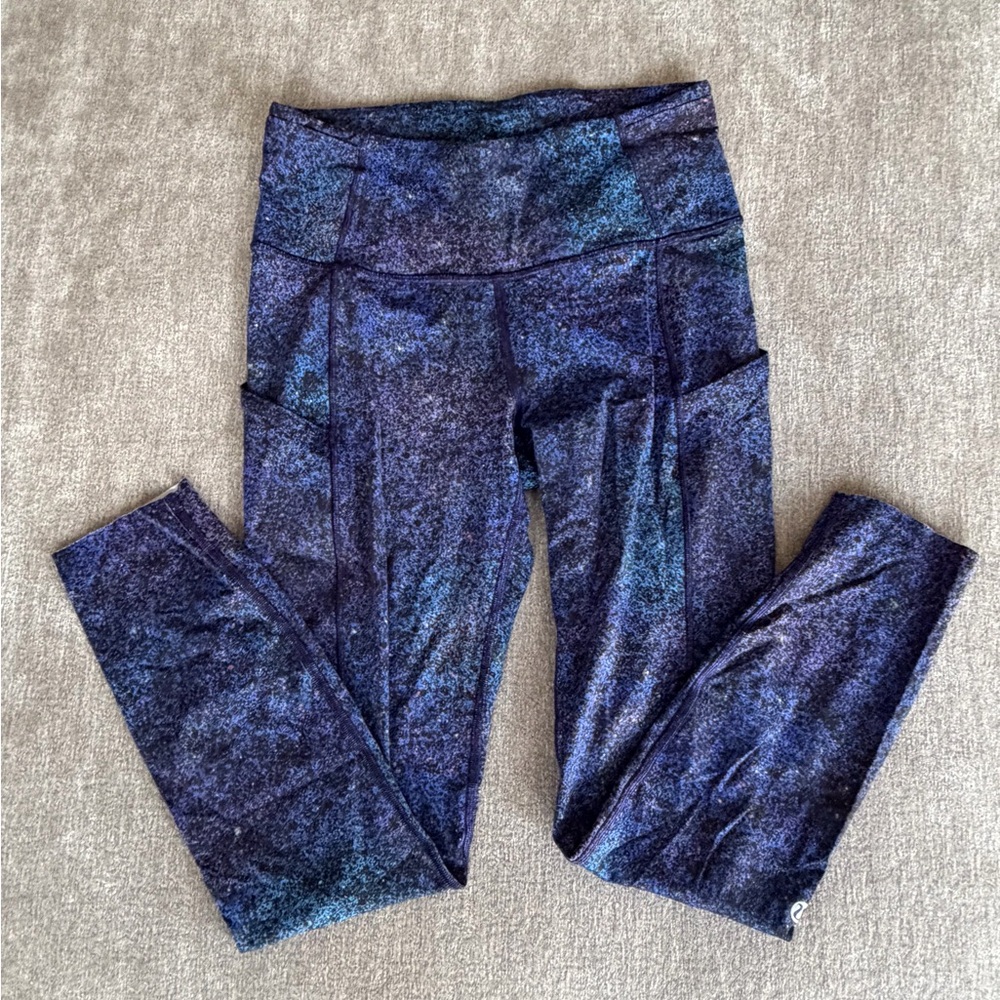 EUC/Like New - Fast and Free High-Rise Tight 5 Pocket Size 6